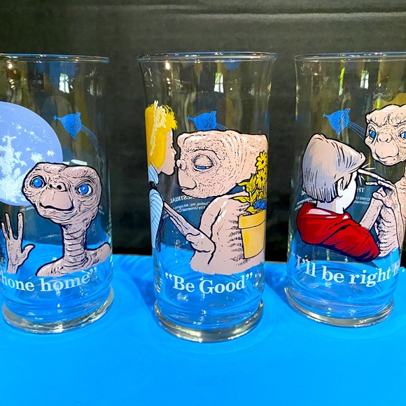 E.T. Extra Terrestrial 1982 Universal Studios Pizza Hut Collector Series Glasses - Picture 3 of 15